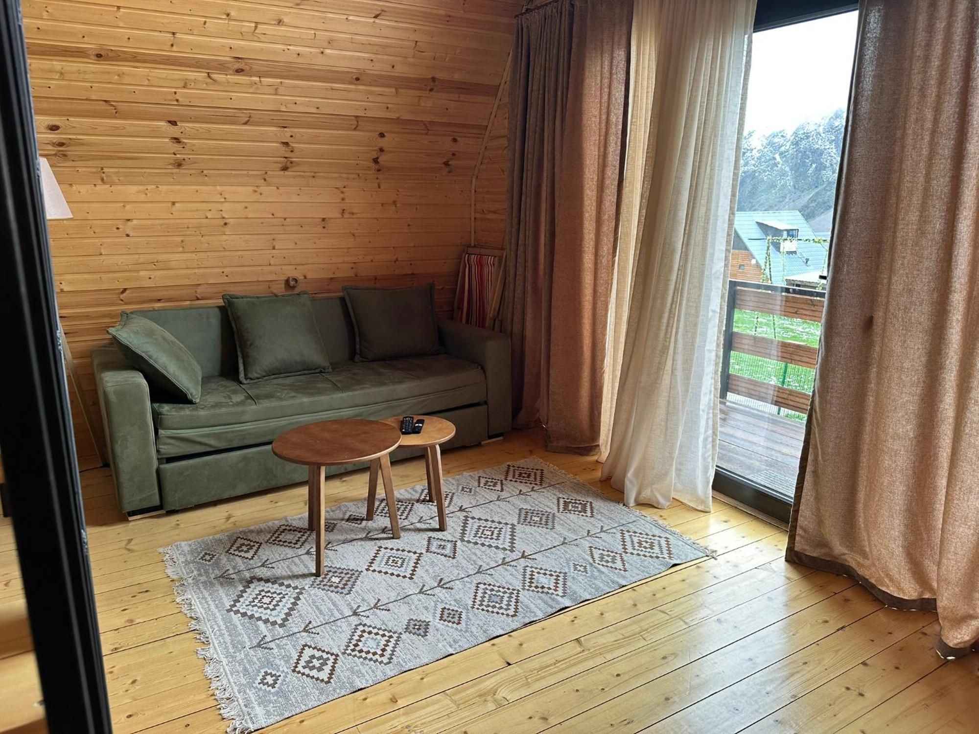 A&B Cottages Kazbegi Ngoại thất bức ảnh