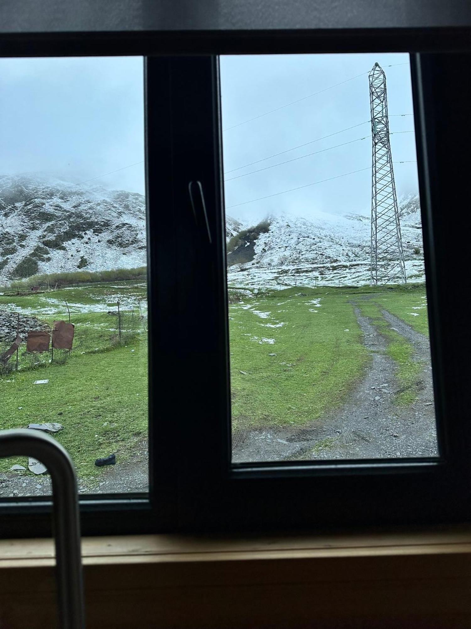 A&B Cottages Kazbegi Ngoại thất bức ảnh