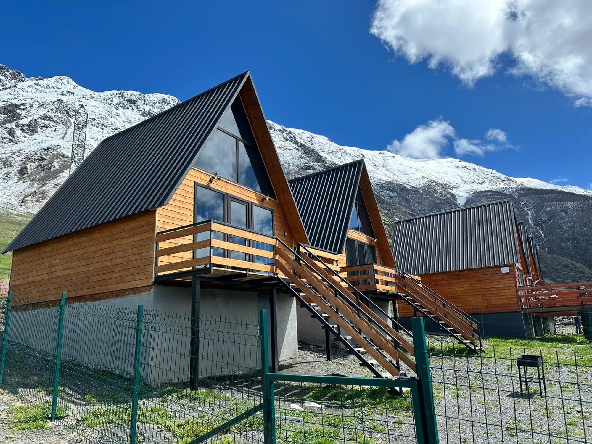 A&B Cottages Kazbegi Ngoại thất bức ảnh
